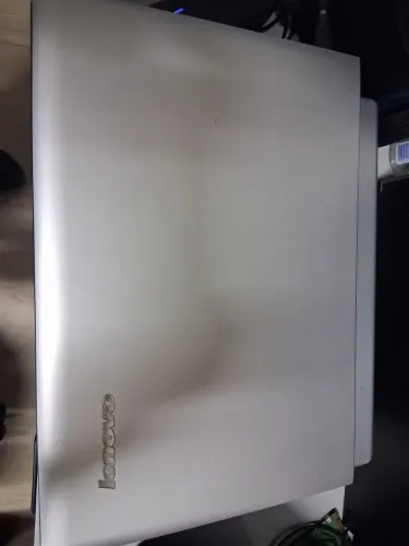 Notebook lenovo core i3 8gn hd de 1 gb funcionando normal