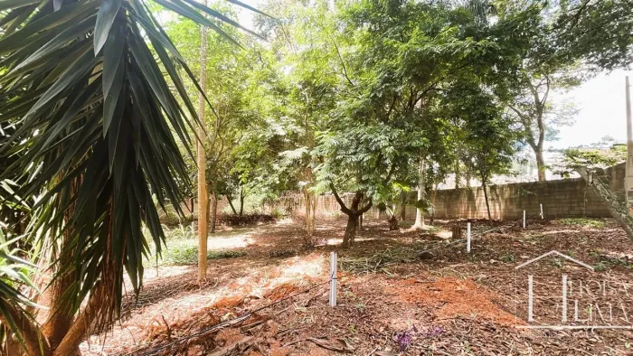 Terreno plano a venda no Condomínio Villa Doro em Vinhedo - SP