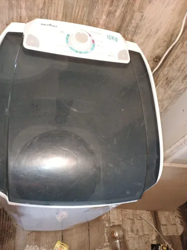 Tanquinho de lavar roupa