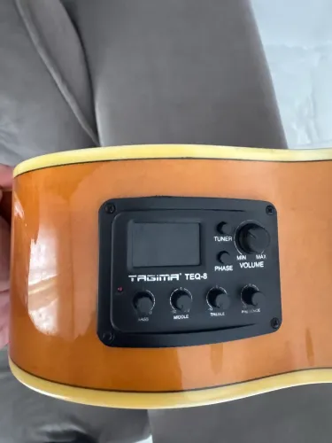 VENDO VIOLÃO ELÉTRICO TAGIMA DALLAS