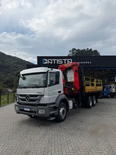 Axor 3131 6x4 2p (diesel)(E5)