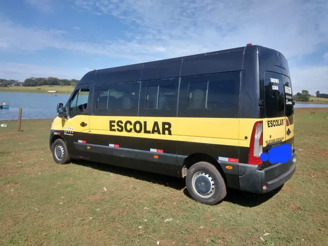 Renault Master 2.3 DCI Executive Longo 16L Dies 2015