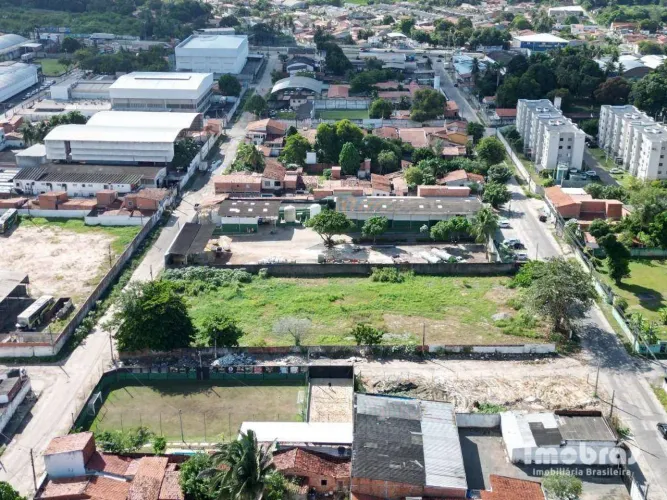 Terreno para alugar, 3400 m² por R$ 15.000,00/mês - Barroso - Fortaleza/CE