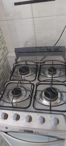 Vendo fogão Brastemp 4 bocas Inox