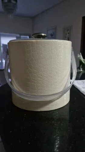 Recipiente térmico seminovo