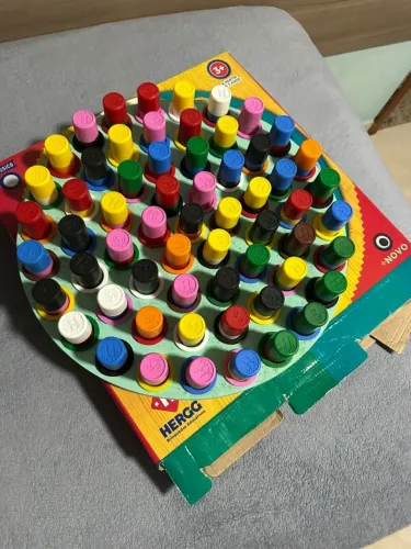 Brinquedo Educativo de Pinos Coloridos Hergg