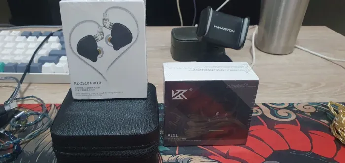 Fone Kz ZS10 PRO X + BLUETOOTH KZ AE01 E CASE