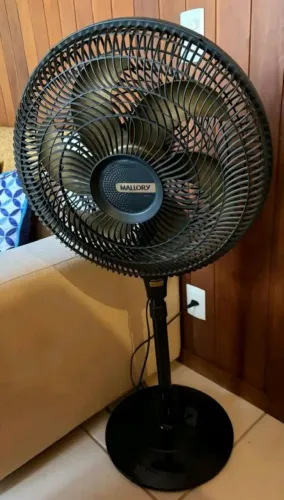 Ventilador de coluna Mallory