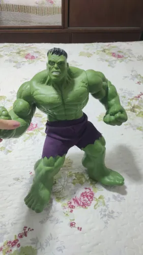 Boneco hulk
