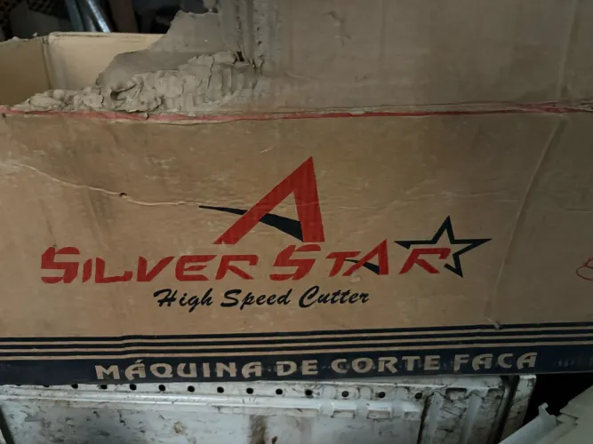 Máquina de corte faca