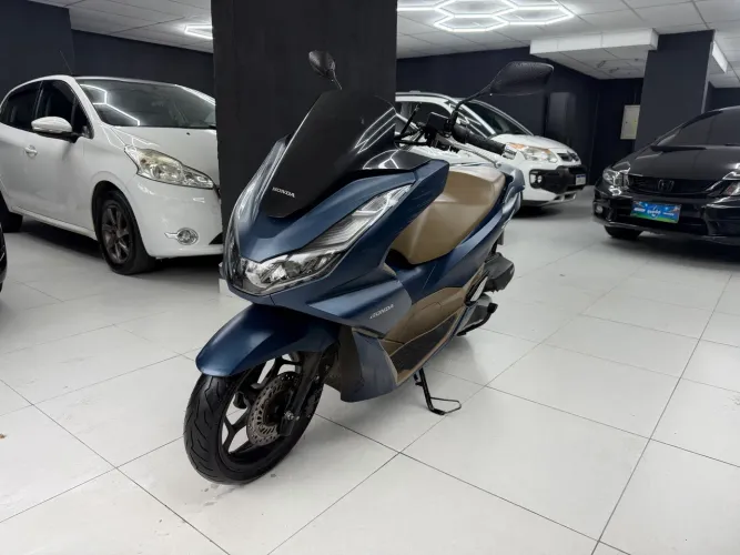 HONDA PCX 160 DLX ABS OPORTUNIDADE!
