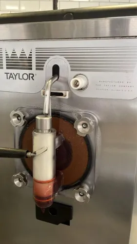 Máquina de açaí/sorvete Taylor 