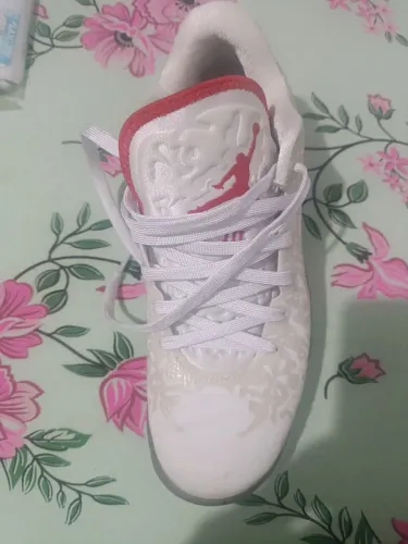 Tênis masculino Jordan Zion 3 branco/vermelho