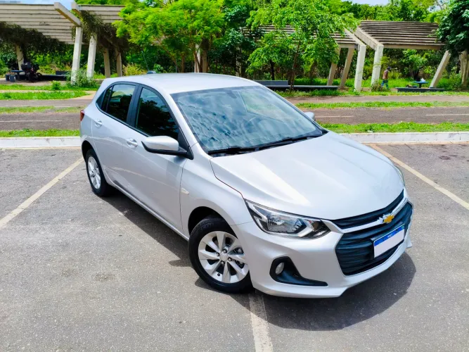 Chevrolet Onix Hatch LTZ 1.0 12V TB Flex Mec. 4P 2020