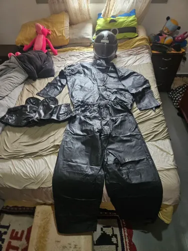 Kit Motociclista / Chuva (Tamanho G) - Capa DaKaR, Capacete, Luvas e Polainas