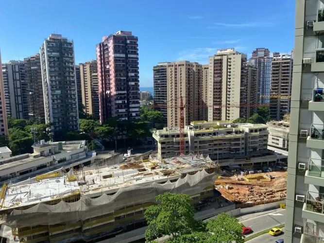 Lazer Completo na Barra: Apartamento 1 Quarto com Piscina, Churrasqueira e Mais!