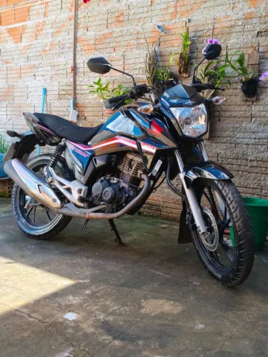 Vende-se moto