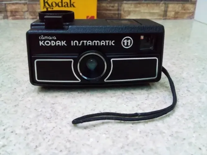 Câmera fotográfica vintage colecionador decoração anos 60/70 Kodak tira teima