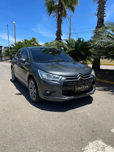 Citroen DS4 1.6 Turbo 16V 5P Aut. 2014