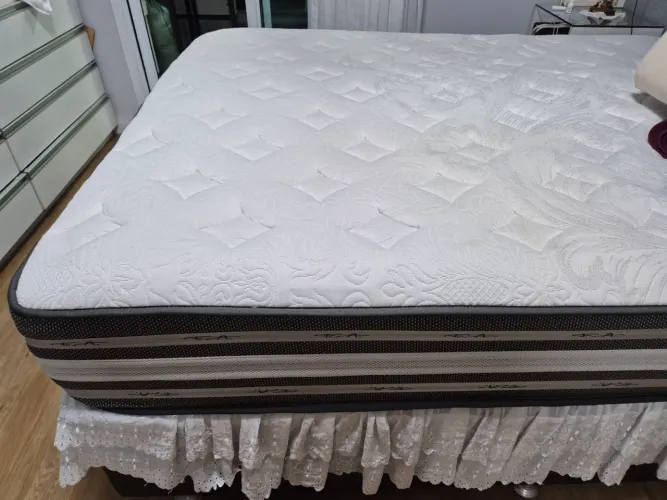 Vende se colchão
