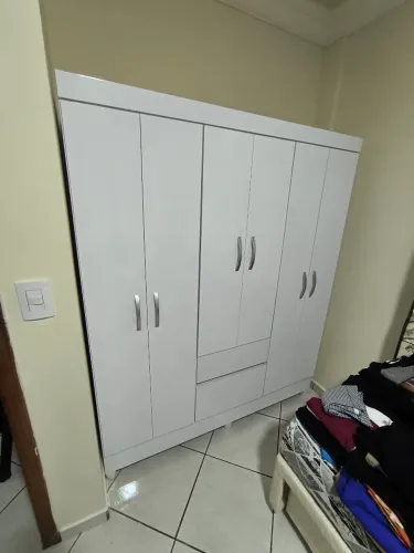 Guarda Roupa 6 Portas