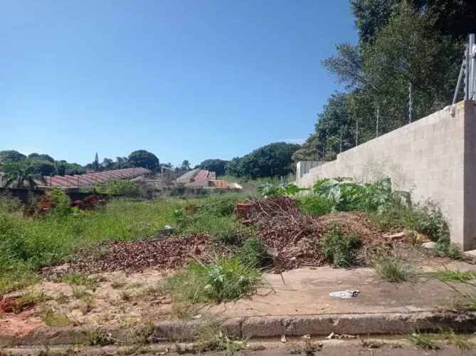 Lote à venda na região do Aeroporto, bairro Vila Romana