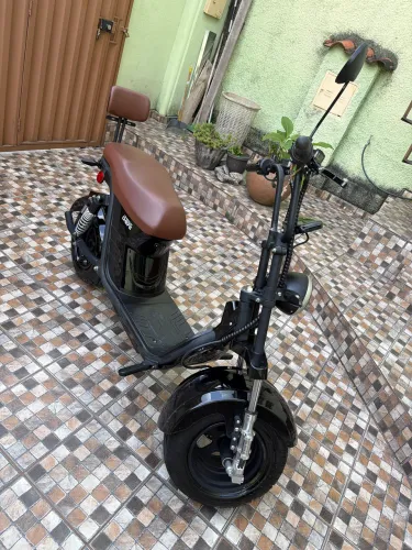 Scooter elétrica