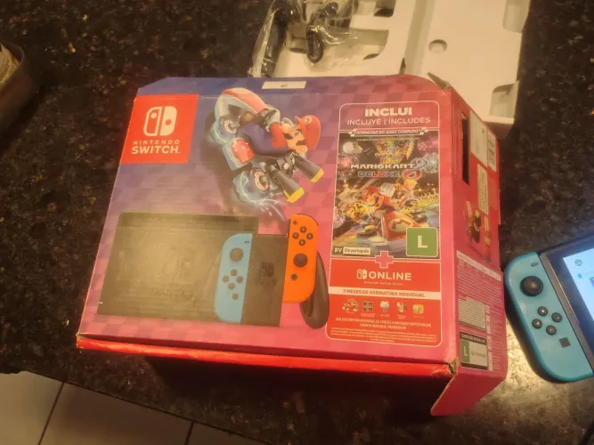 Nintendo switch V2 novinho
