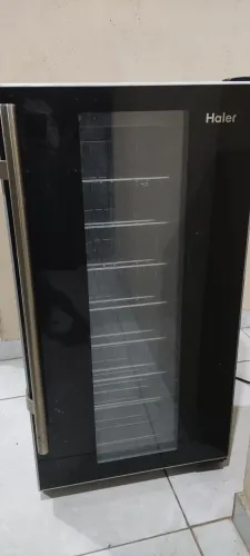 Adega de vinhos Haier