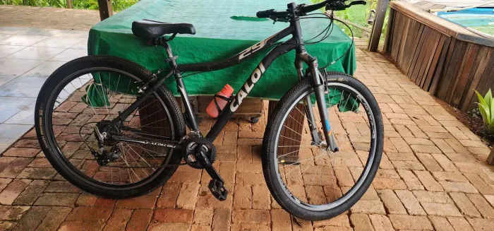 Bike caloi 29 modelo 2013 - aro 29 toda em SHIMANO.  Aceito troca