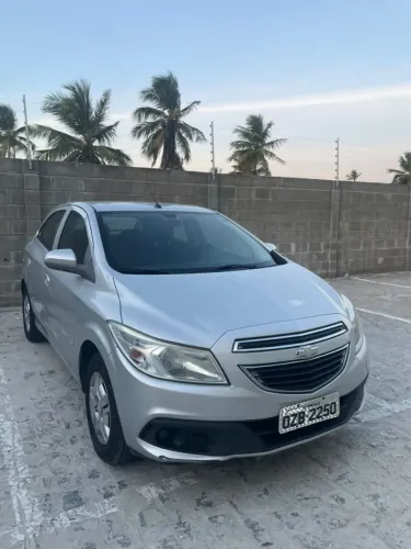 Chevrolet Onix Hatch LT 1.0 8V Flex Power Mec. 4P 2014