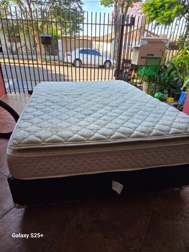 Cama/Box Molas Ensacadas, box em curvim..