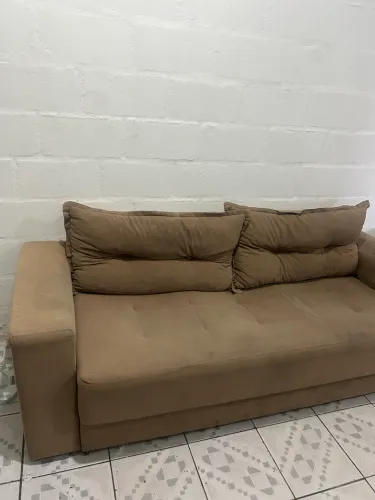 Vendo sofá cama, de dois lugares.