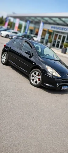 Peugeot 307 Soleil/ Presence 1.6/1.6 Flex 16V 5P 2011