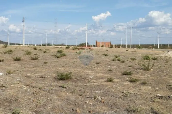 Terreno 140m² Juazeiro: Oportunidade Única!