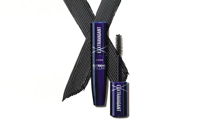 Máscara Avon preta  volume extremo 