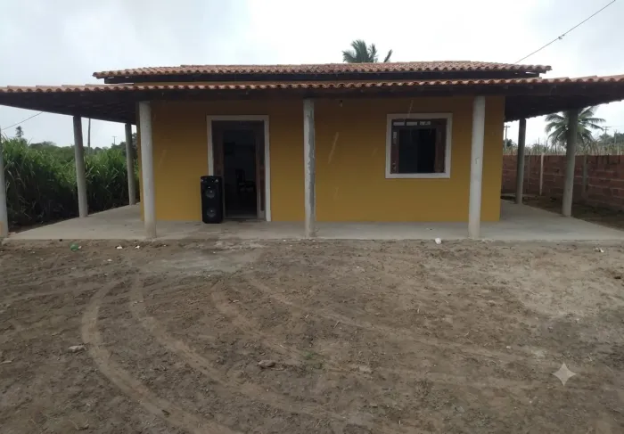 Sítio com Casa 3 quartos, Varanda e Terreno de 1.500m2 (Inhambupe)