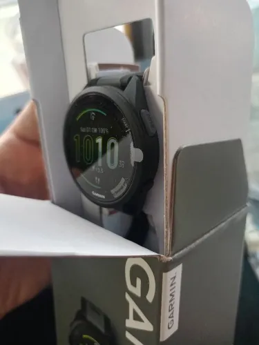 Garmin Relógio FORERUNNER 165 MUSIC - novo 