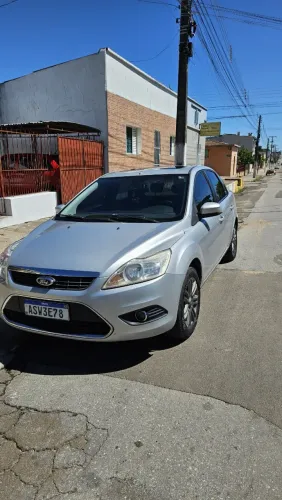 Ford Focus Ghia Sed. 2.0 16v/ 2.0 16V Flex 4P 2011