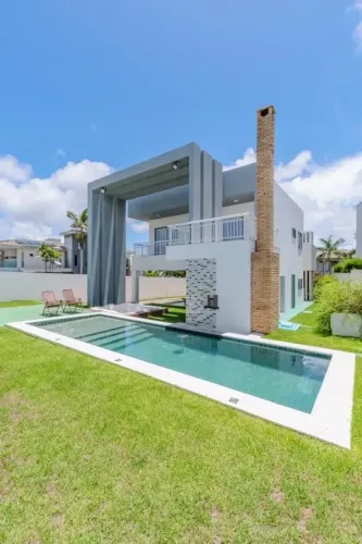 Casa para alugar no Alphaville Fortaleza mobiliada e projetada