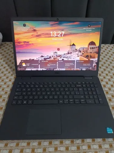Dell Inspiron 3511