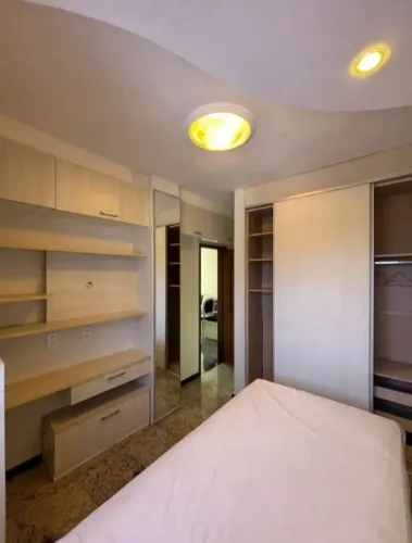 Ótimo apartamento no Edifício Solar Pancetti - Em Batista Campos-03 quartos- C/ Modulados
