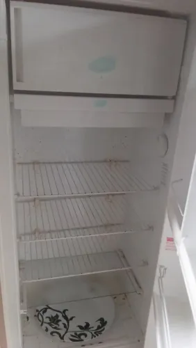 Vendo geladeira Eletrolux refrigerador 280