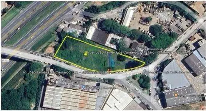 Área, 4000 m² - Jardim Mutinga - Barueri/SP