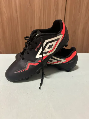 CHUTEIRA UMBRO