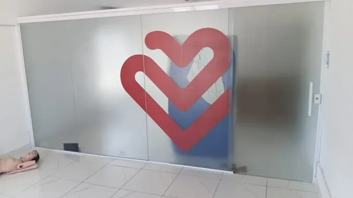 Divisória de vidro