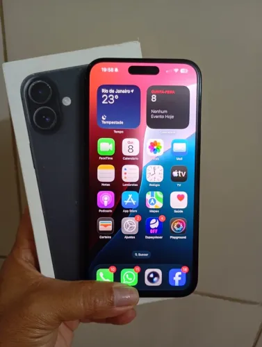 iPhone 16 Plus preto 128 GB C/nota fiscal e garantia da Apple