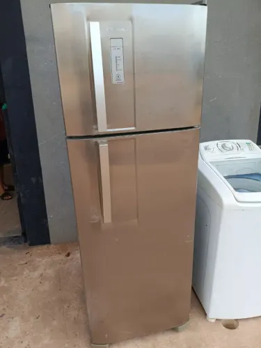 Geladeira Eletrolux Frost Free