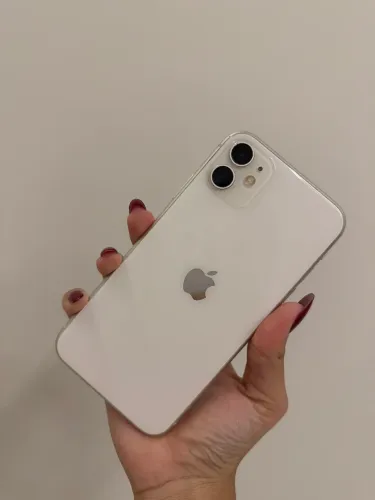 Vende-se iPhone 11