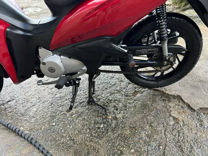 2021 completa 16km rodados Emplacada Em ponto de transferência 